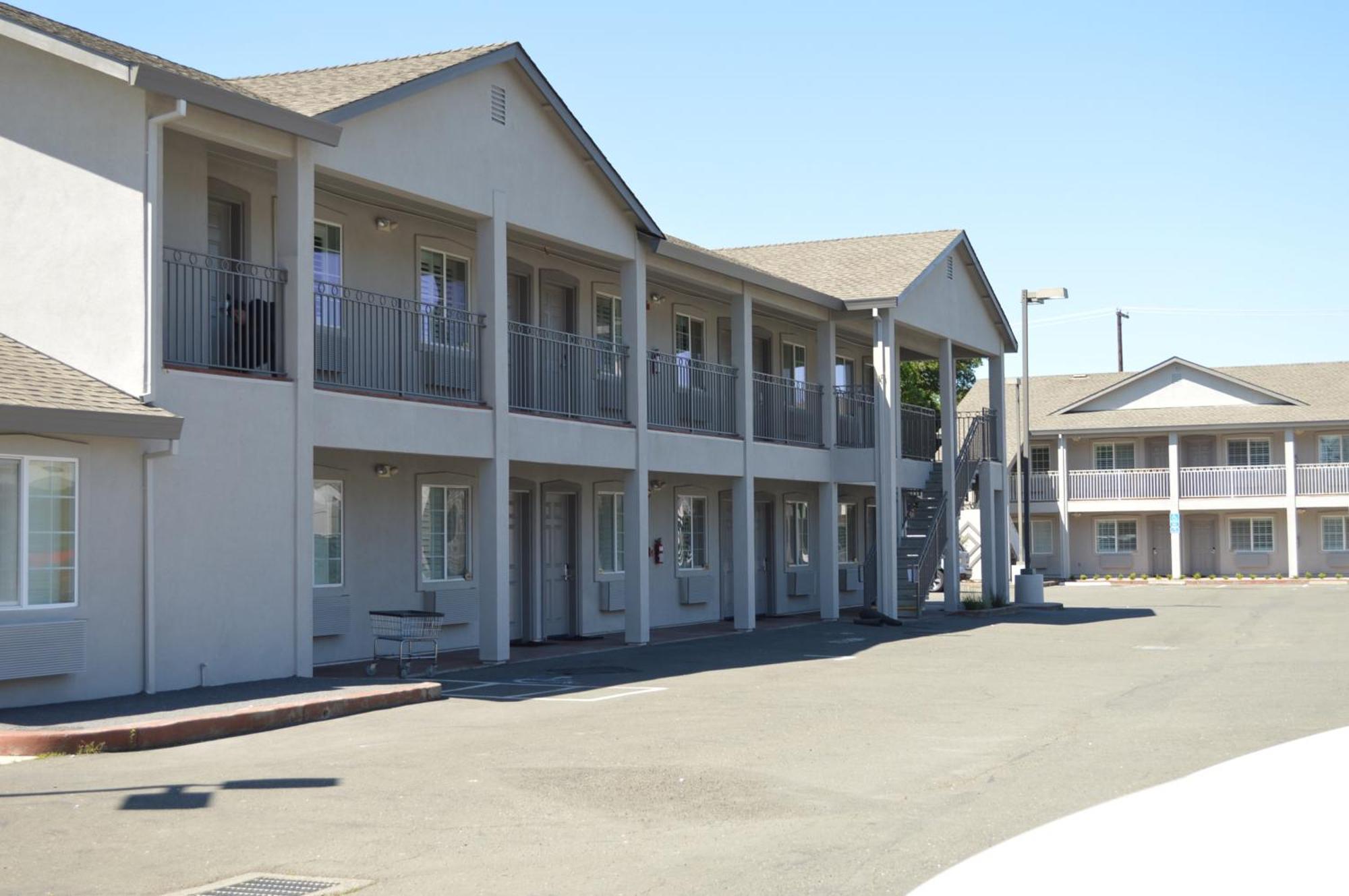Fairview Inn&Suites Healdsburg Extérieur photo